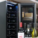 Vinera-12-Botellas-con-Panel-Digital-LED-|-Electrolux